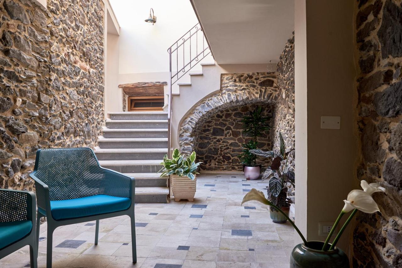 Casa Masuri, Nel Cuore Di Dorgali Kültér fotó