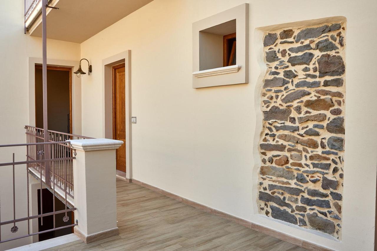 Casa Masuri, Nel Cuore Di Dorgali Kültér fotó